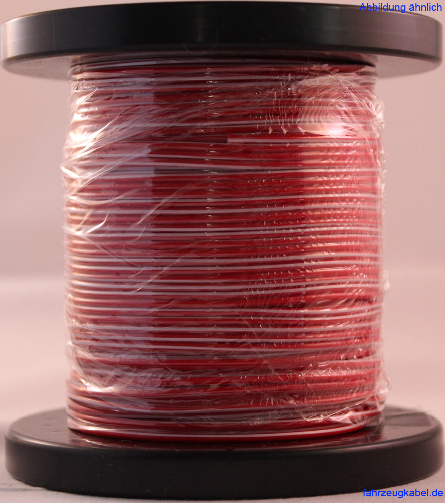 Spule mit rot weisser Litze 0,75mm² vor weißem Hintergrund